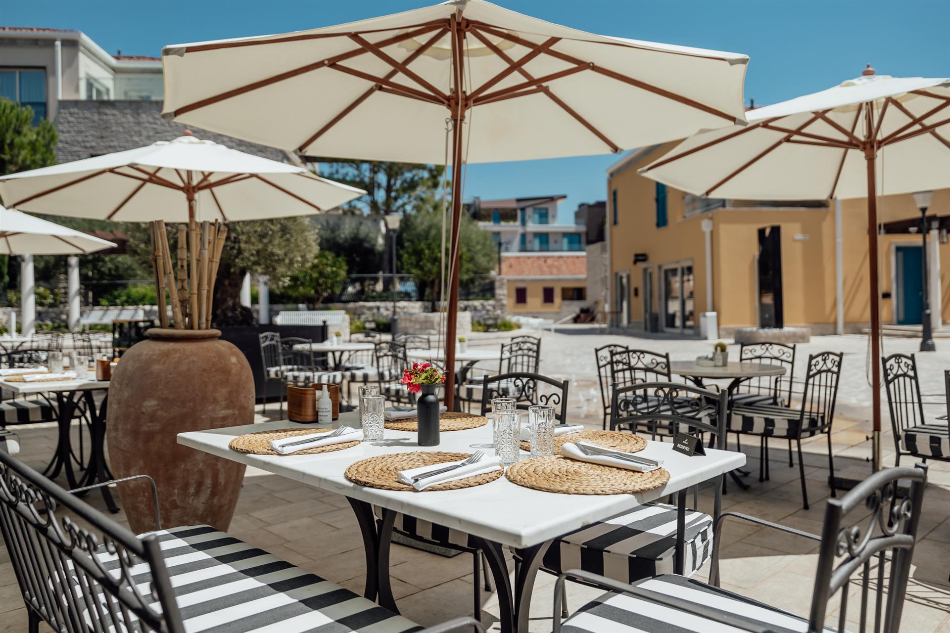 ГРУППА ПЕРЛА